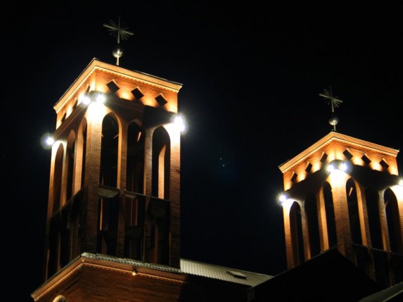 Iluminacja kościoła - zdjęcie #2