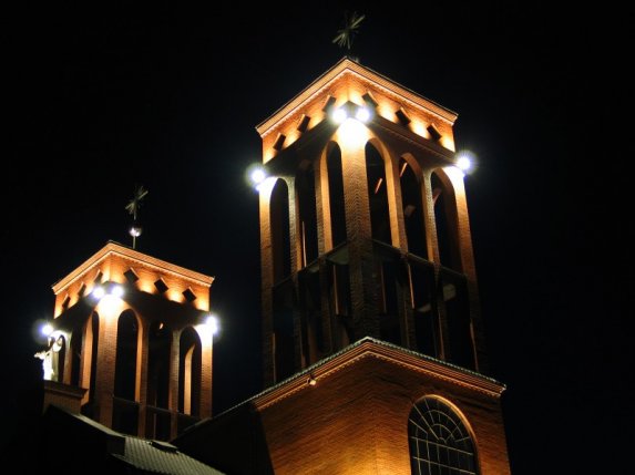 Iluminacja kościoła - zdjęcie #9