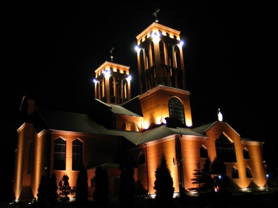 Iluminacja kościoła - zdjęcie #12