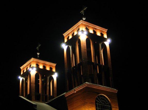 Iluminacja kościoła - zdjęcie #13