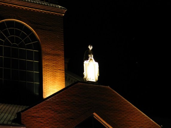 Iluminacja kościoła - zdjęcie #15