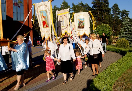 Błogosławieństwo dzieci i procesja eucharystyczna - zdjęcie #21