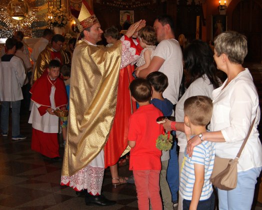 Błogosławieństwo dzieci i procesja eucharystyczna - zdjęcie #24