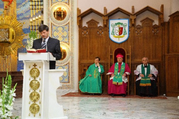 Wizytacja parafii 30.09.2007 - zdjęcie #37