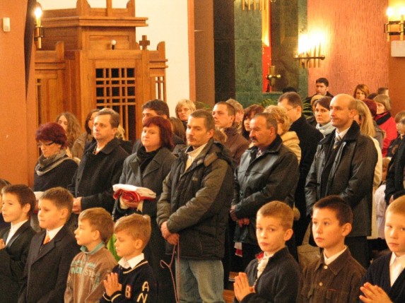 Przyjęcie nowych ministrantów 30.11.2008 - zdjęcie #27