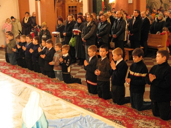 Przyjęcie nowych ministrantów 30.11.2008 - zdjęcie #30