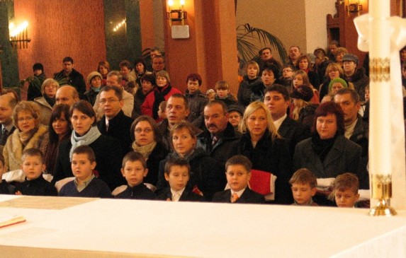 Przyjęcie nowych ministrantów 30.11.2008 - zdjęcie #32