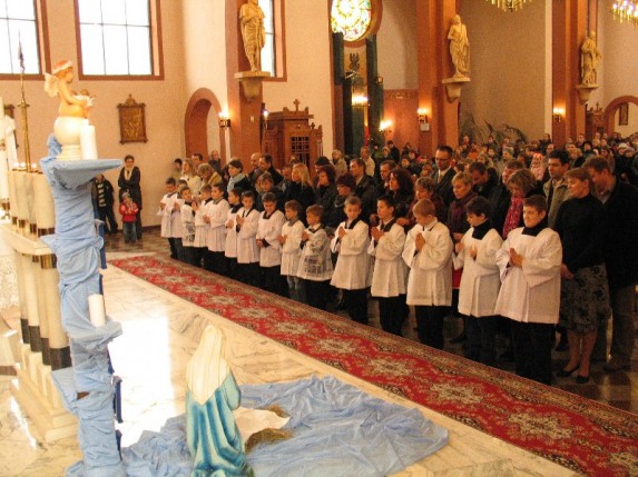 Przyjęcie nowych ministrantów 30.11.2008 - zdjęcie #34