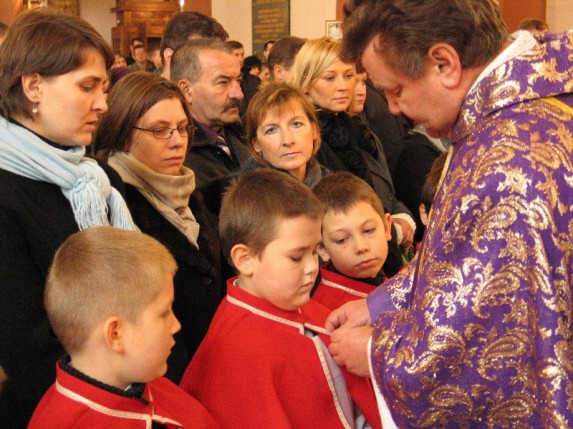 Przyjęcie nowych ministrantów 30.11.2008 - zdjęcie #41