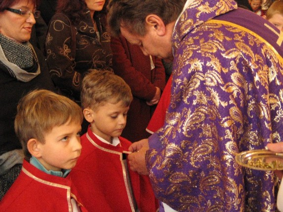 Przyjęcie nowych ministrantów 30.11.2008 - zdjęcie #42