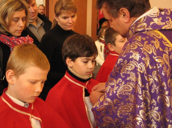 Przyjęcie nowych ministrantów 30.11.2008 - zdjęcie #44
