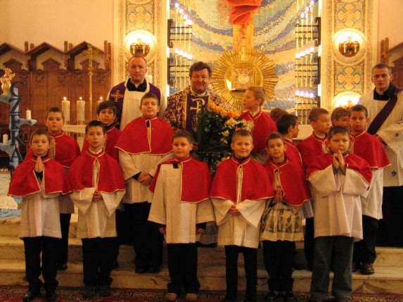 Przyjęcie nowych ministrantów 30.11.2008 - zdjęcie #47