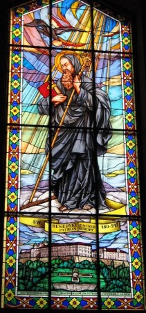 Witraż św. Benedykta z Nursji - zdjęcie #1