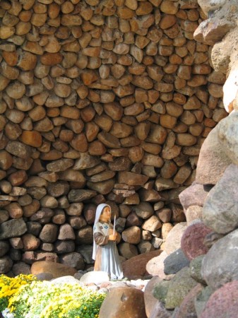 Grota Matki Bożej z Lourdes - zdjęcie #9