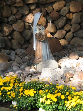 Grota Matki Bożej z Lourdes - zdjęcie #12