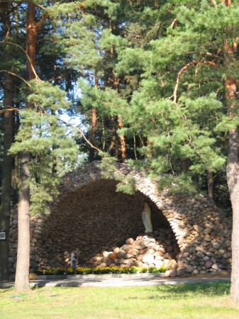 Grota Matki Bożej z Lourdes - zdjęcie #18