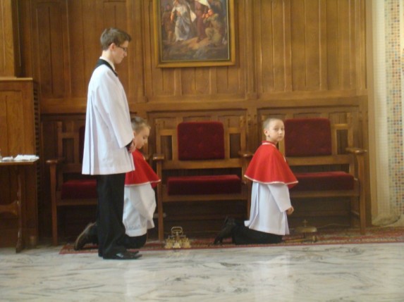 Ministranci pryjęci do służby 29.11.2009 - zdjęcie #26