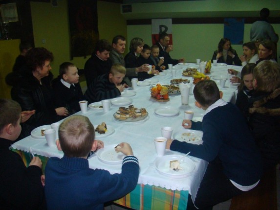 Ministranci pryjęci do służby 29.11.2009 - zdjęcie #43