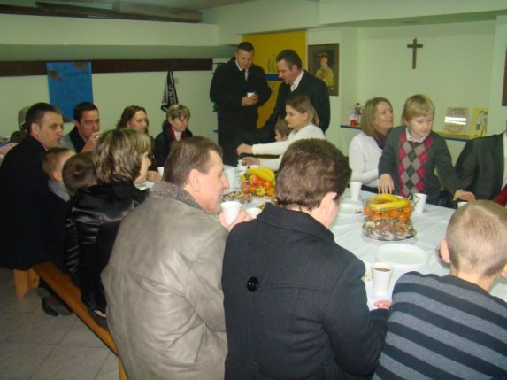 Ministranci pryjęci do służby 29.11.2009 - zdjęcie #45