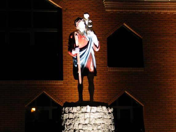 Iluminacja kościoła - zdjęcie #17