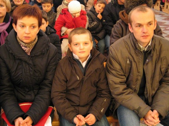 Przyjęcie nowych ministrantów 28.11.2010 - zdjęcie #7