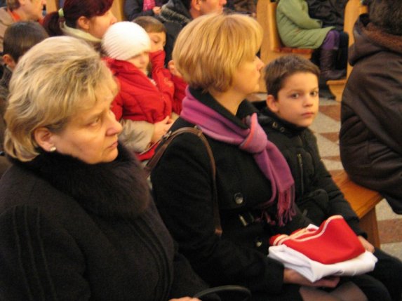 Przyjęcie nowych ministrantów 28.11.2010 - zdjęcie #9