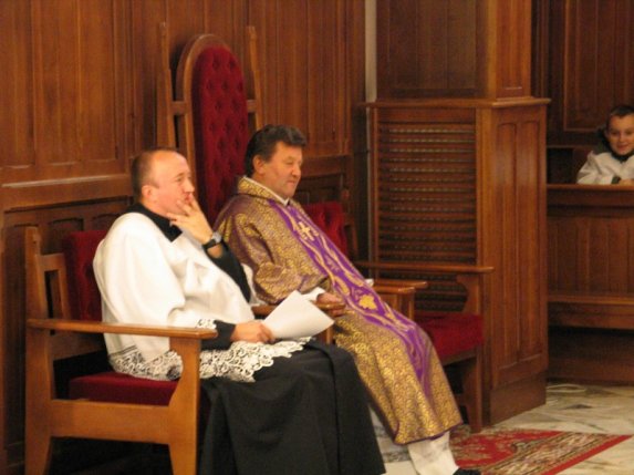 Przyjęcie nowych ministrantów 28.11.2010 - zdjęcie #15