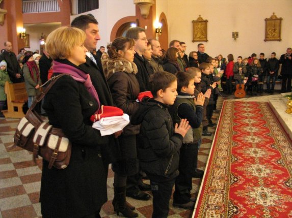Przyjęcie nowych ministrantów 28.11.2010 - zdjęcie #23