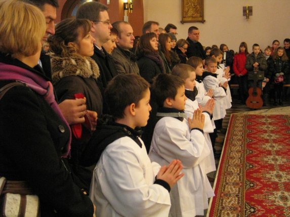 Przyjęcie nowych ministrantów 28.11.2010 - zdjęcie #27
