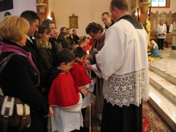 Przyjęcie nowych ministrantów 28.11.2010 - zdjęcie #28