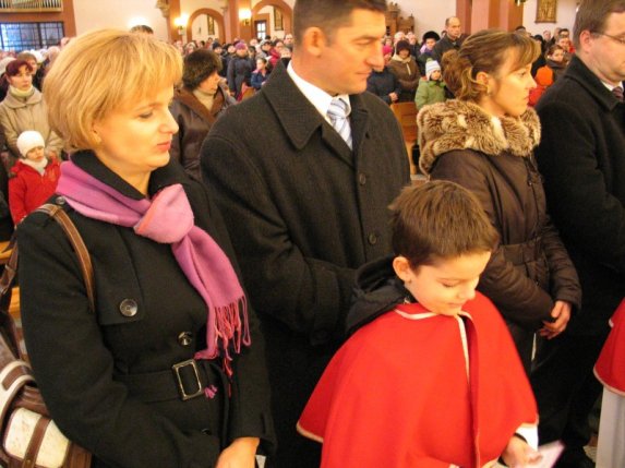 Przyjęcie nowych ministrantów 28.11.2010 - zdjęcie #29