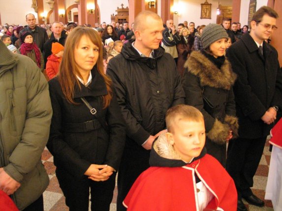 Przyjęcie nowych ministrantów 28.11.2010 - zdjęcie #30