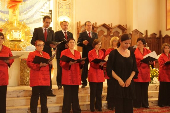 XIV OSTROŁĘCKIE SPOTKANIA CHÓRALNE - zdjęcie #5