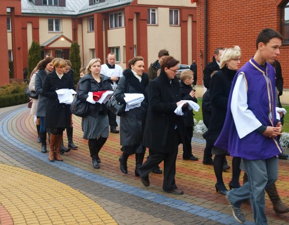 Przyjęcie nowych ministrantów 27.11.2011r. - zdjęcie #5
