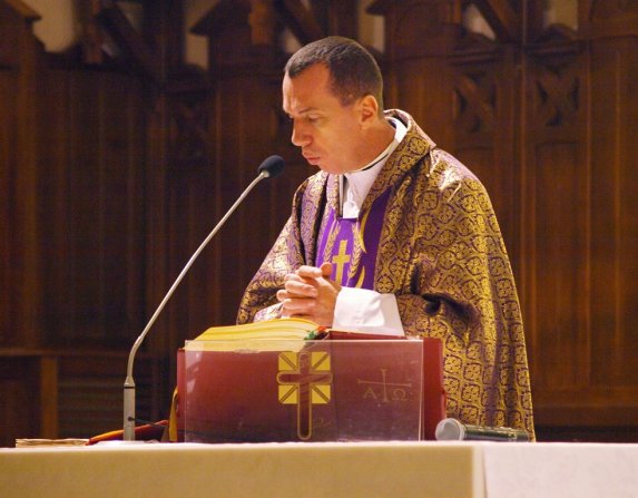 Przyjęcie nowych ministrantów 27.11.2011r. - zdjęcie #6