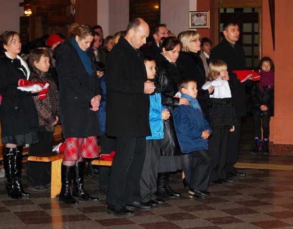 Przyjęcie nowych ministrantów 27.11.2011r. - zdjęcie #10