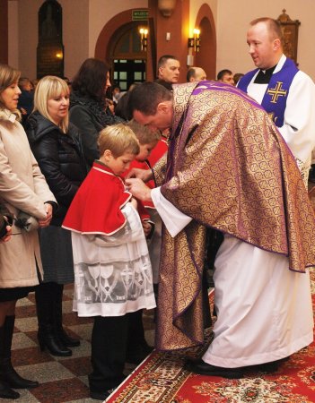 Przyjęcie nowych ministrantów 27.11.2011r. - zdjęcie #33