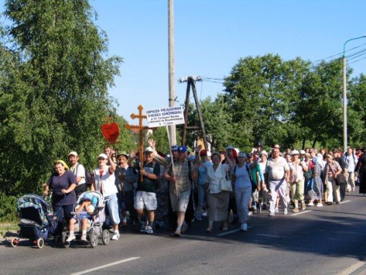 VIII Piesza Pielgrzymka do Niepokalanowa - zdjęcie #72