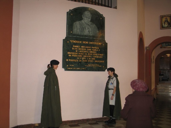 I rocznica śmierci Papieża Jana Pawła II 1-2.04.2006 - zdjęcie #21