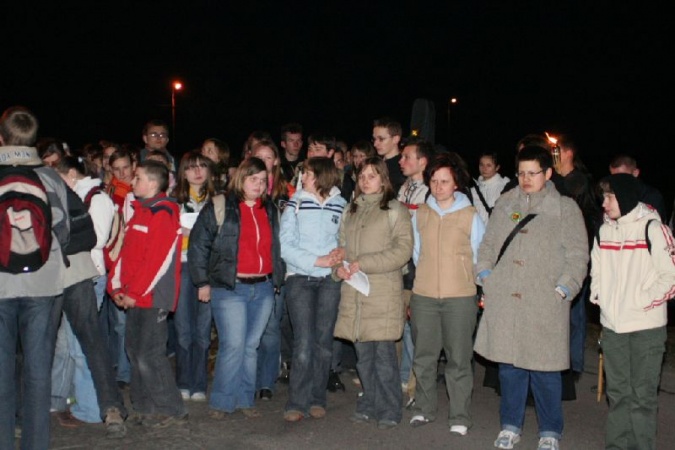 Światowe Dni Młodzieży Diecezji Łomżyńskiej 8-9.04.2006 - zdjęcie #10