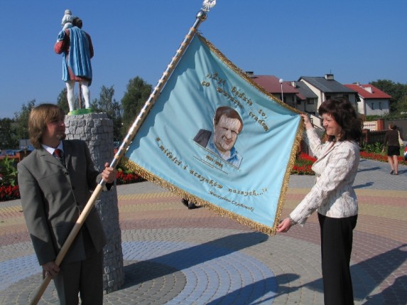 Nadanie imienia Szkole w Dzbeninie 16.09.2006 - zdjęcie #19