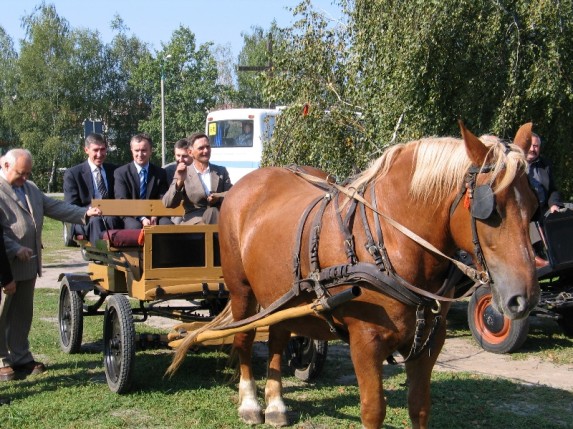 Nadanie imienia Szkole w Dzbeninie 16.09.2006 - zdjęcie #22