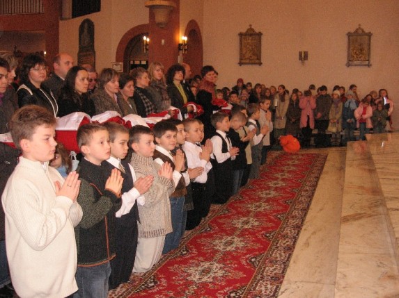 Przyjęcie nowych ministrantów 26.11.2006 - zdjęcie #4