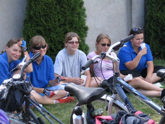 Pielgrzymka rowerowa na Jasną Górę 30.07-3.08.2007 - zdjęcie #26