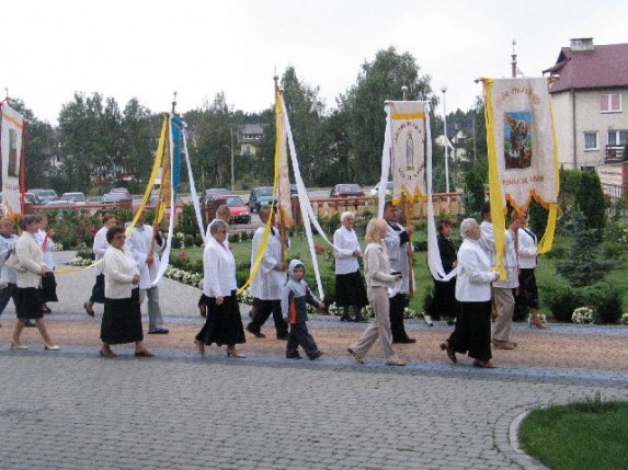 Procesje w parafii - zdjęcie #2