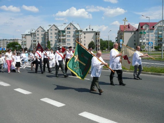 Procesje w parafii - zdjęcie #12